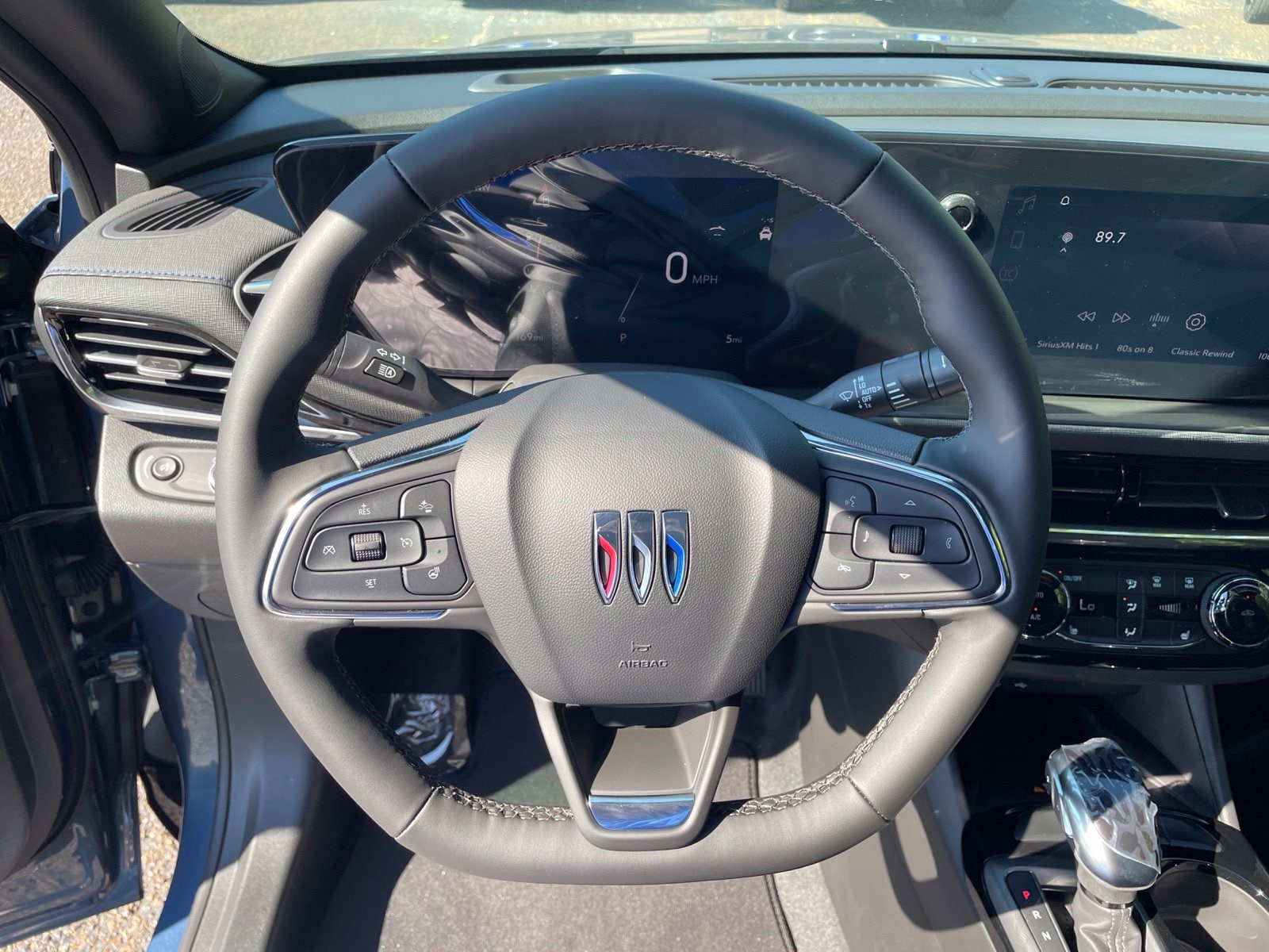 2026 Buick Envista Sport Touring - Photo 16