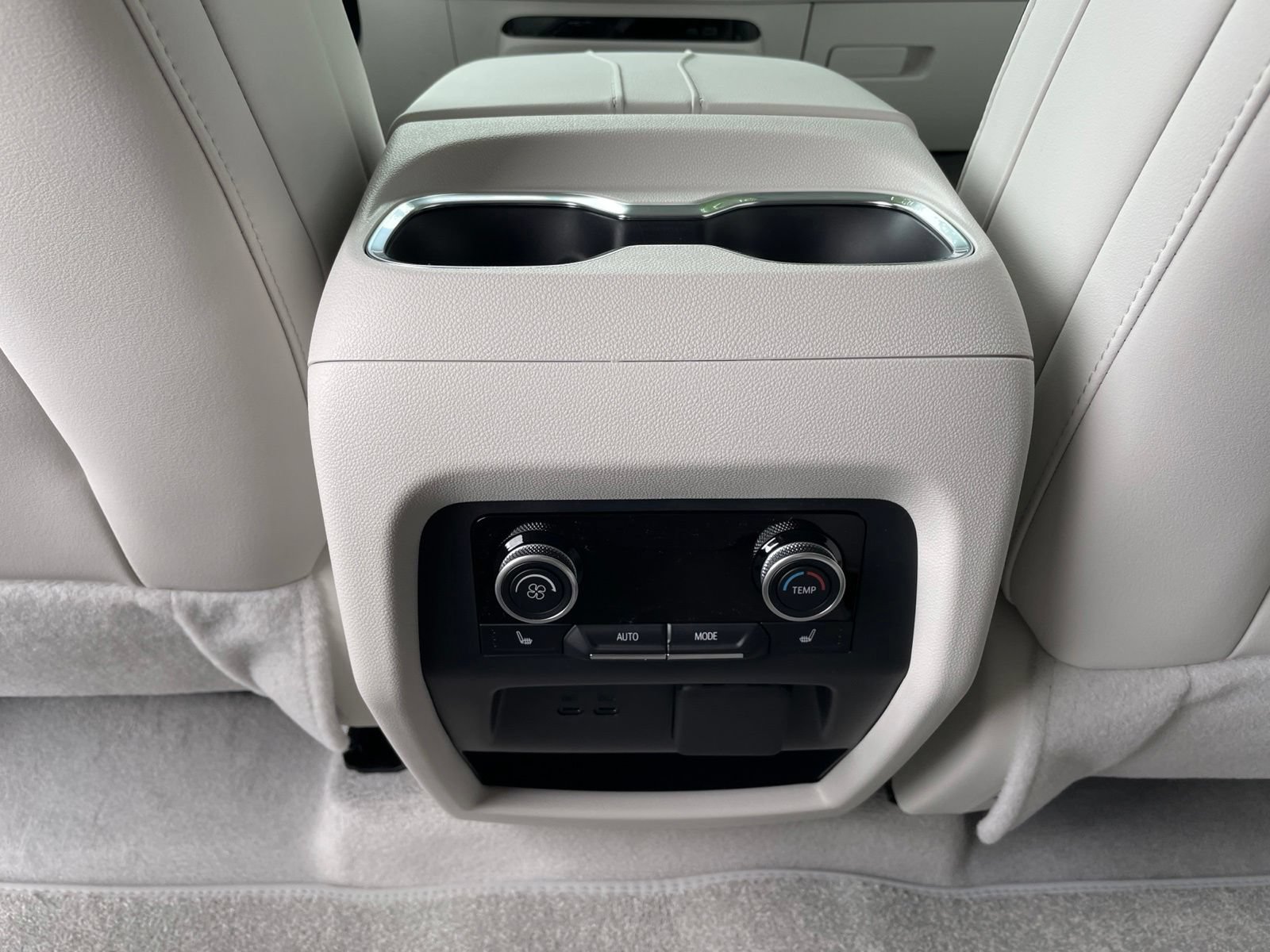 2026 Buick Enclave Avenir - Photo 33