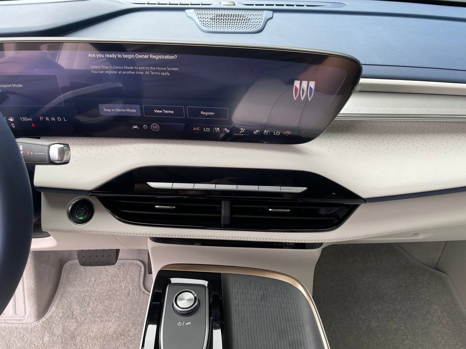 2026 Buick Enclave Avenir - Photo 25