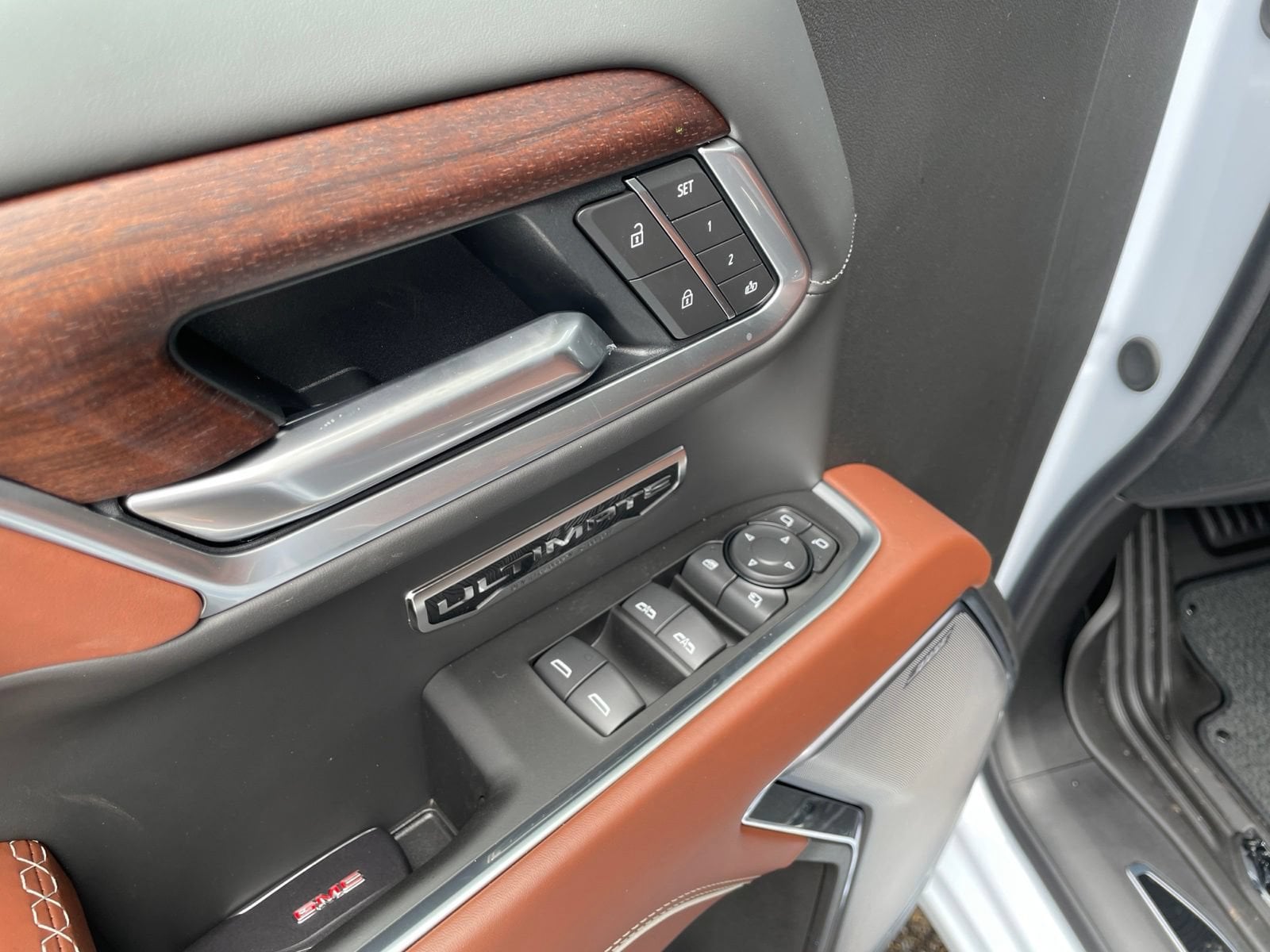 2026 GMC Sierra 1500 Denali Ultimate - Photo 18