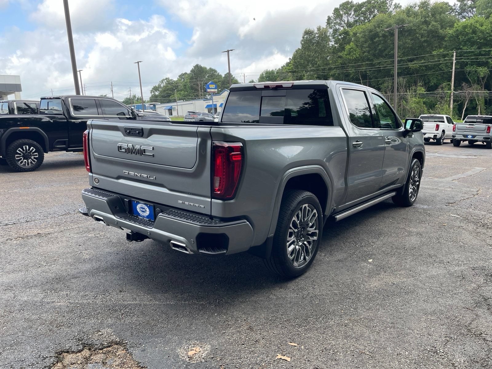 2026 GMC Sierra 1500 Denali Ultimate - Photo 6