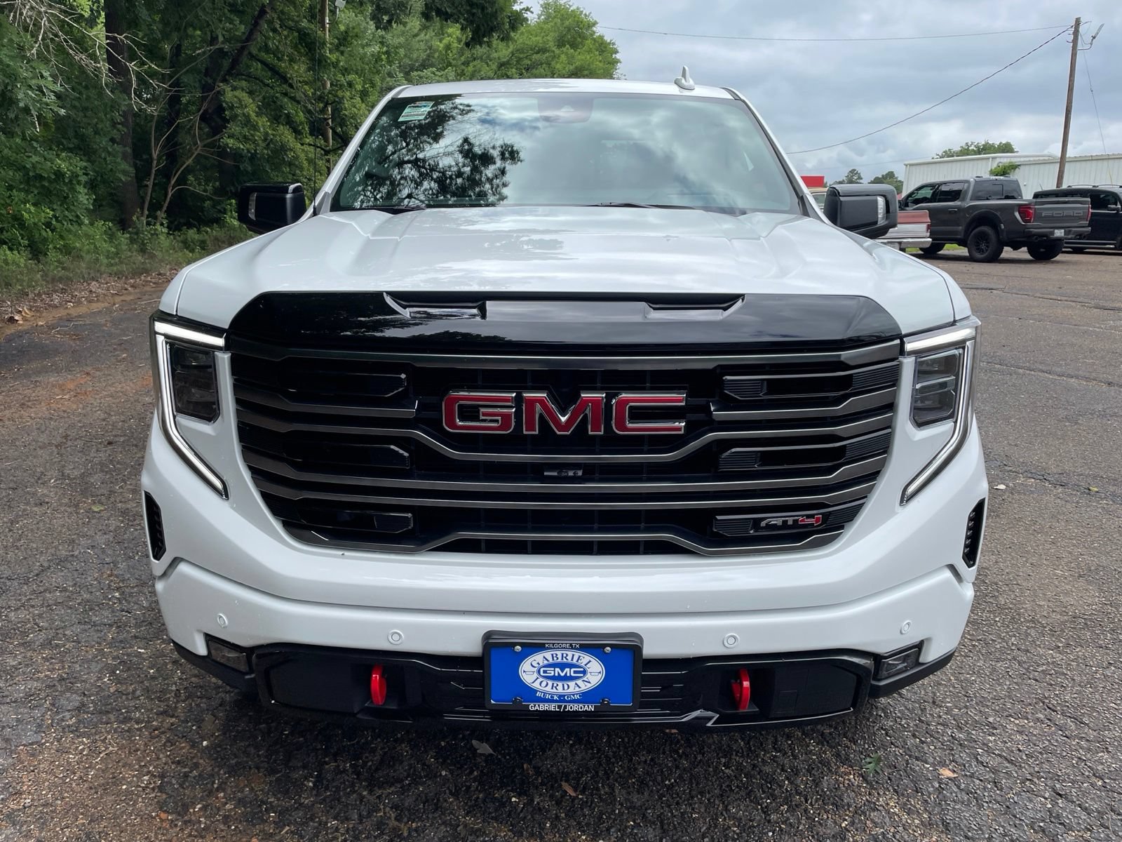 2026 GMC Sierra 1500 AT4 - Photo 10