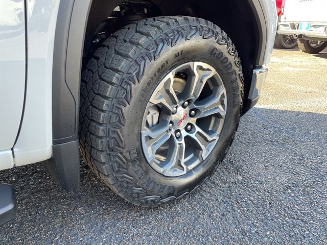 2026 GMC Sierra 1500 Pro - Photo 9