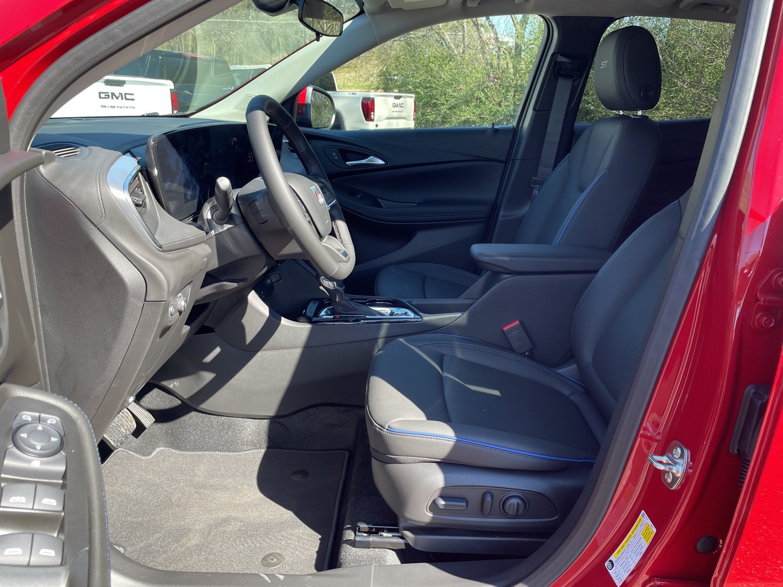 2026 Buick Encore GX Sport Touring - Photo 10