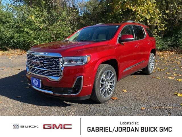 2023 GMC Acadia Denali's photo