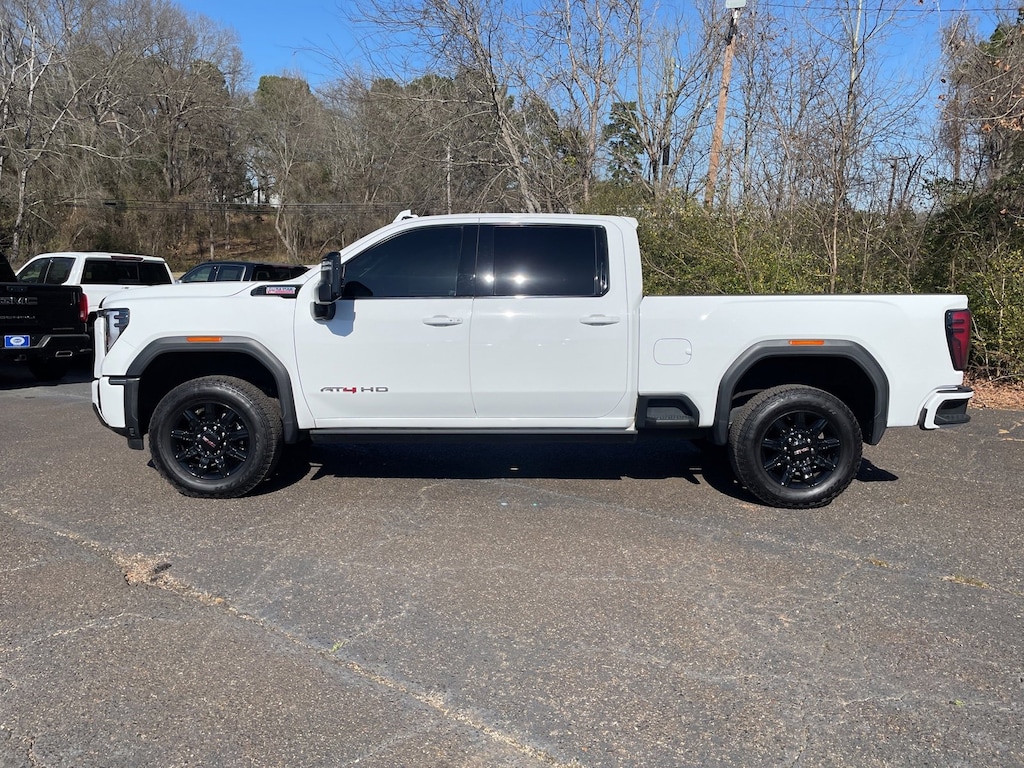 Used 2024 GMC Sierra 2500 HD AT4 Truck Crew Cab