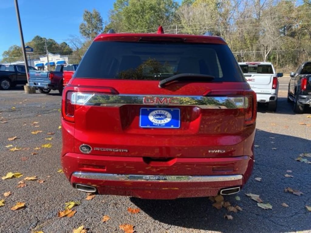 Used 2023 GMC Acadia Denali SUV