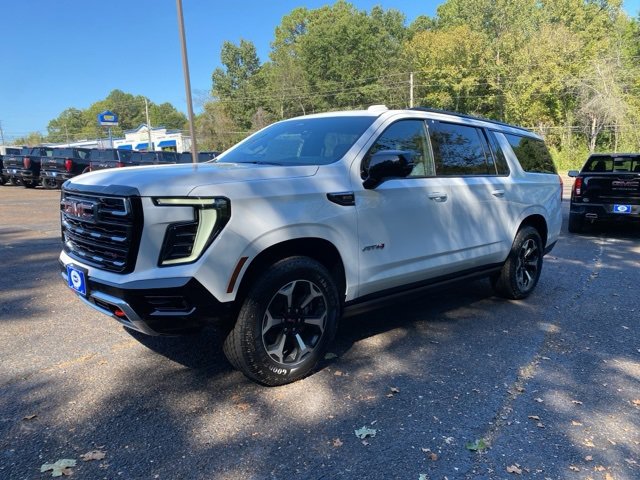 2026 Gmc Yukon XL AT4 photo 2