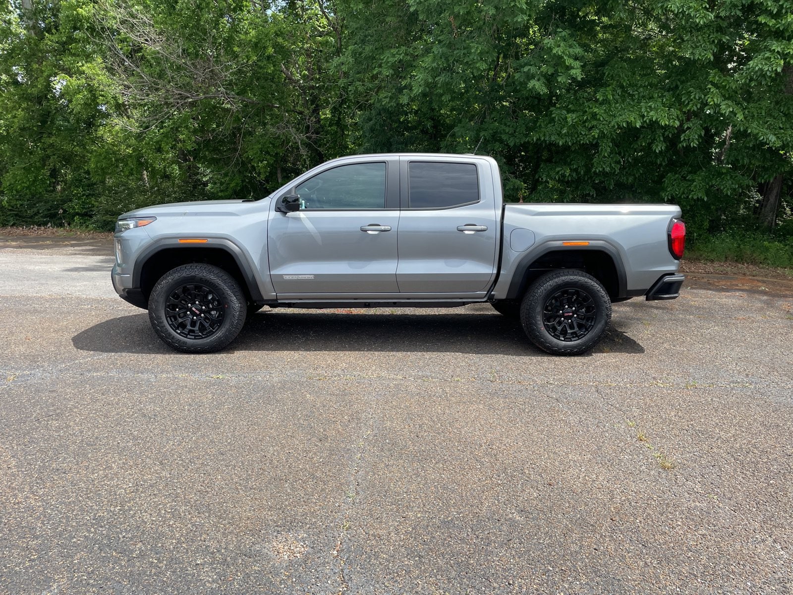 2026 GMC Canyon Elevation - Photo 2