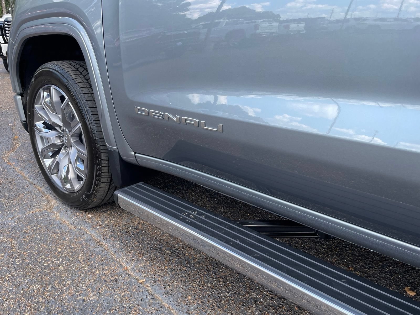 2026 GMC Sierra 1500 Denali - Photo 13