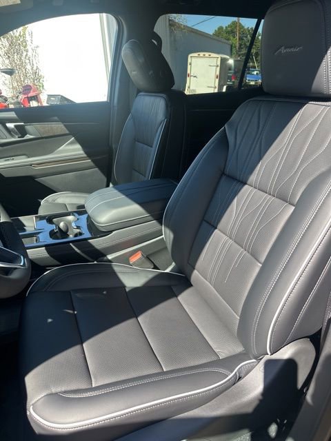 2026 Buick Enclave Avenir - Photo 12