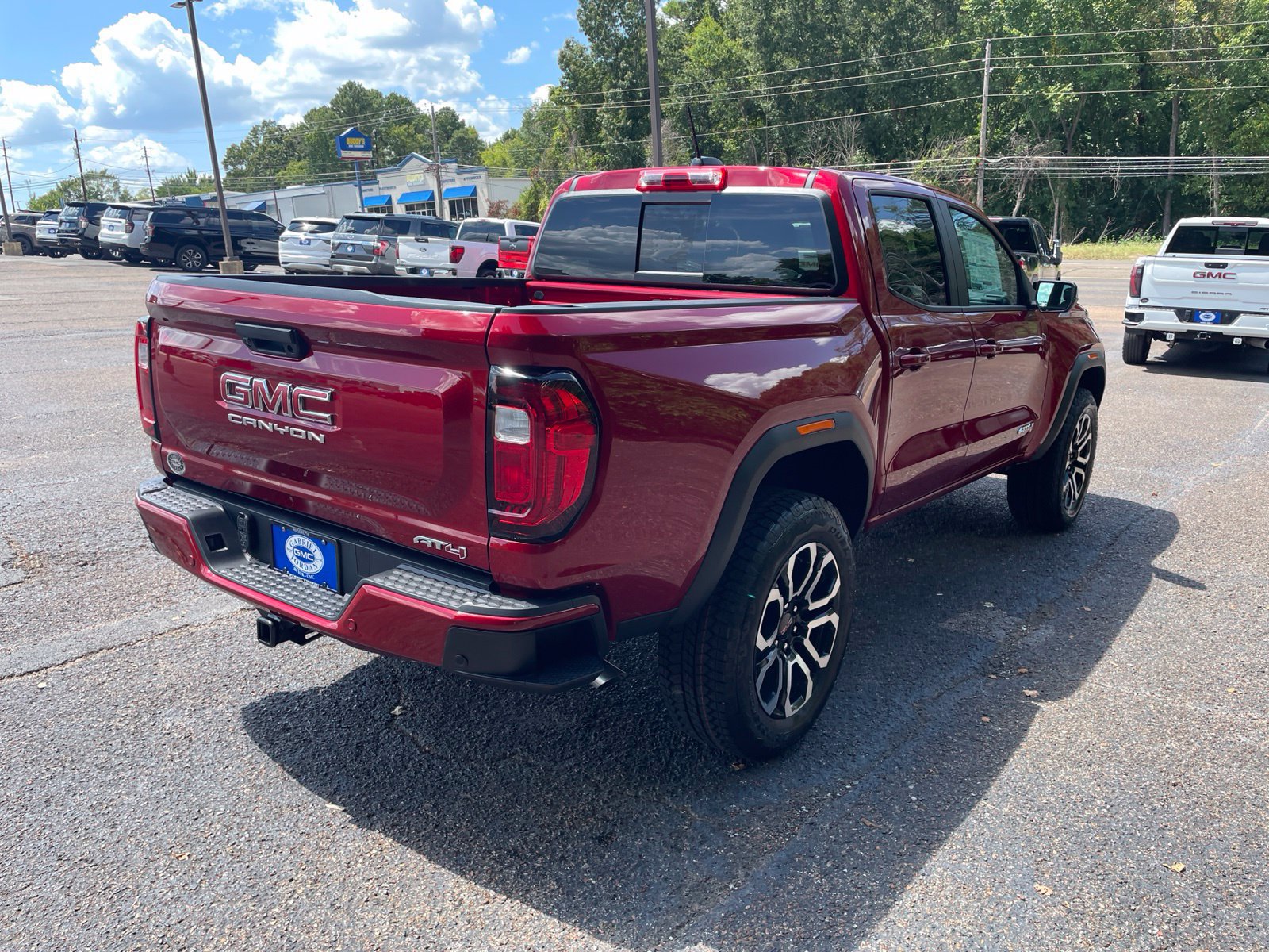 2026 GMC Canyon AT4 - Photo 7