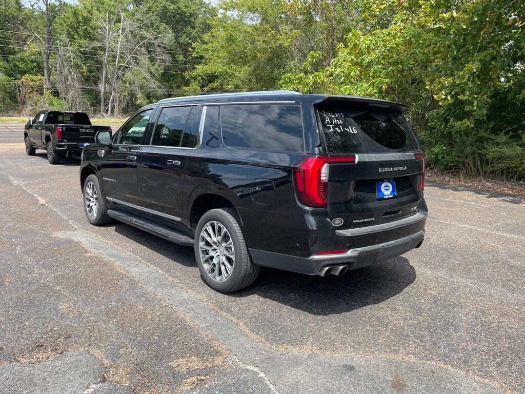 Used 2025 GMC Yukon XL Denali SUV