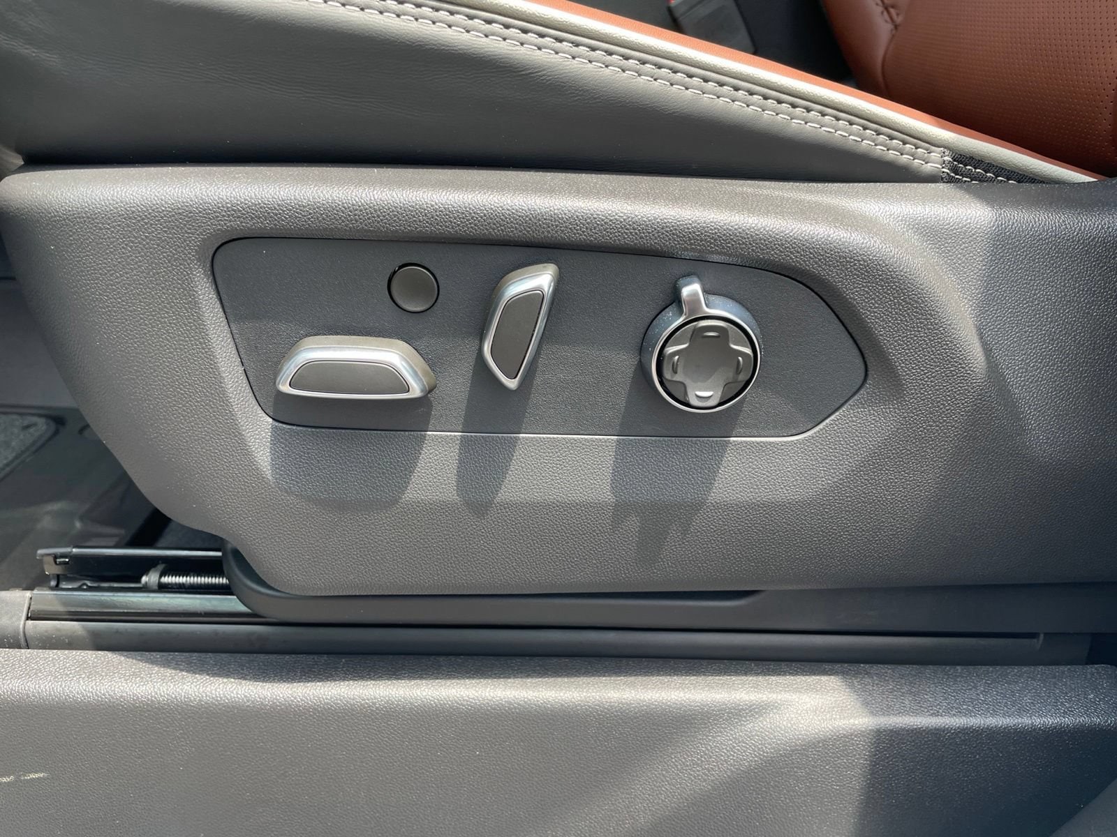 2026 GMC Sierra 1500 Denali Ultimate - Photo 17