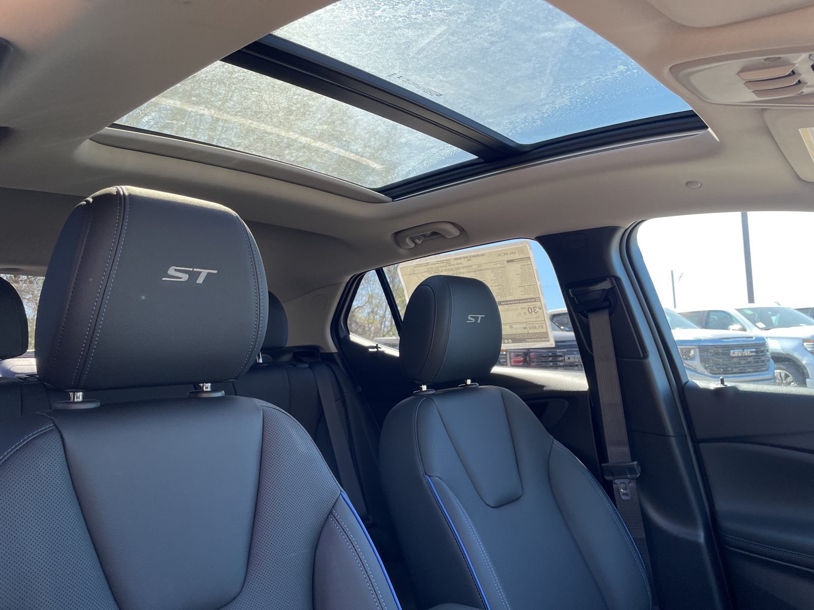 2026 Buick Encore GX Sport Touring - Photo 29