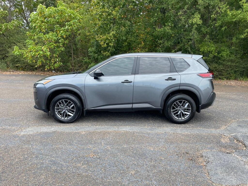 Used 2023 Nissan Rogue S SUV
