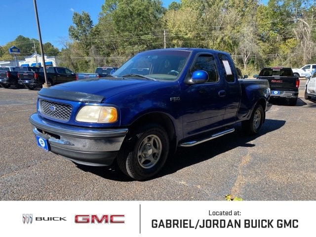 1998 Ford F-150 XL's photo