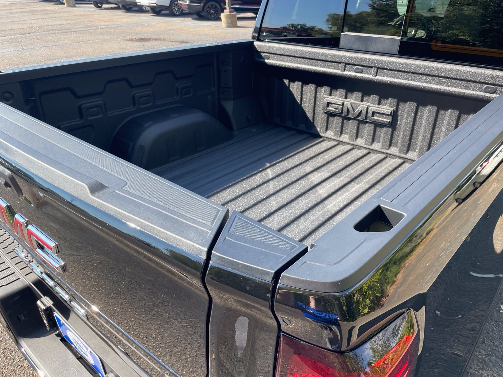 2026 GMC Sierra 1500 AT4 - Photo 37