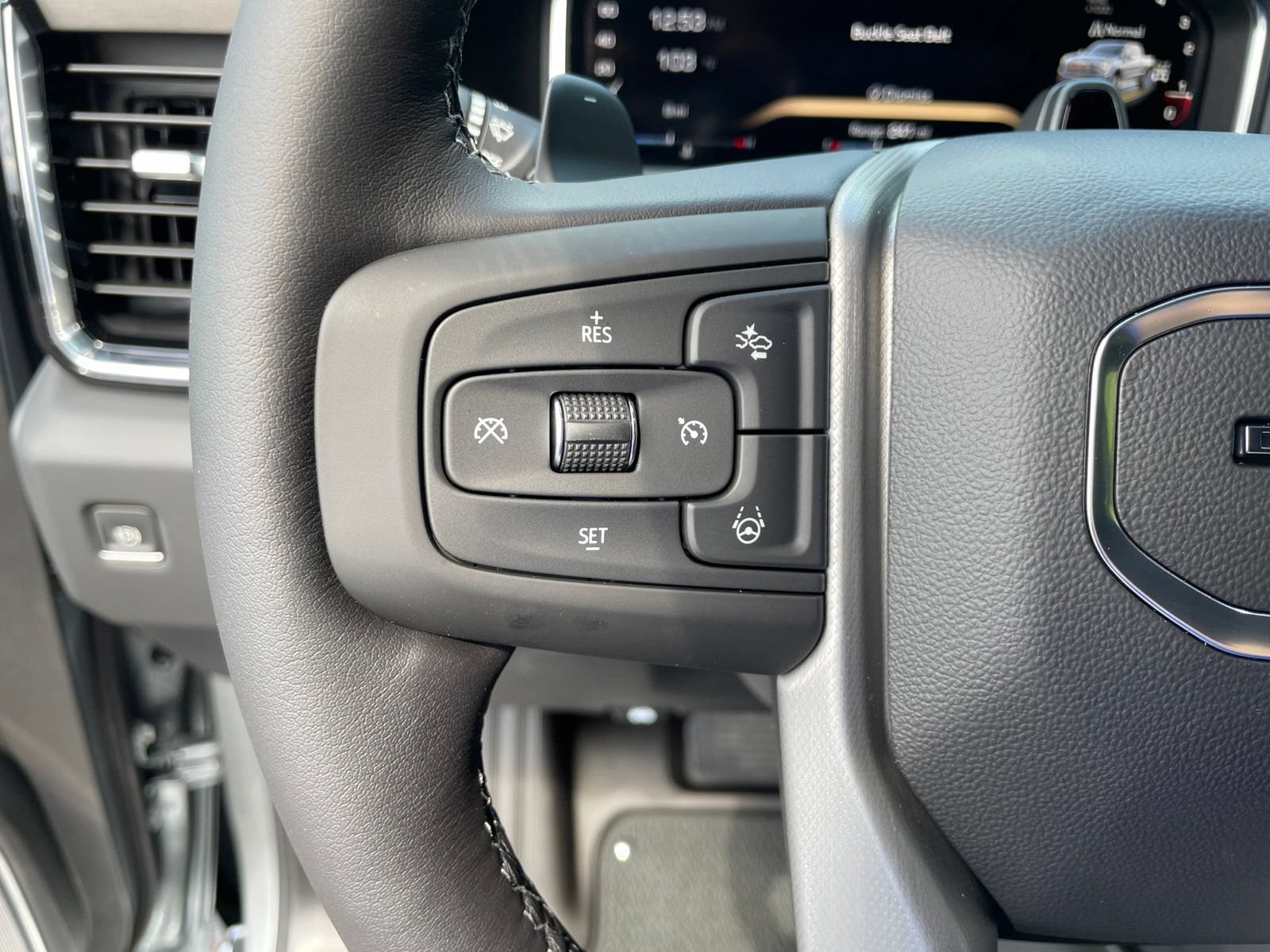 2026 GMC Sierra 1500 Denali - Photo 21