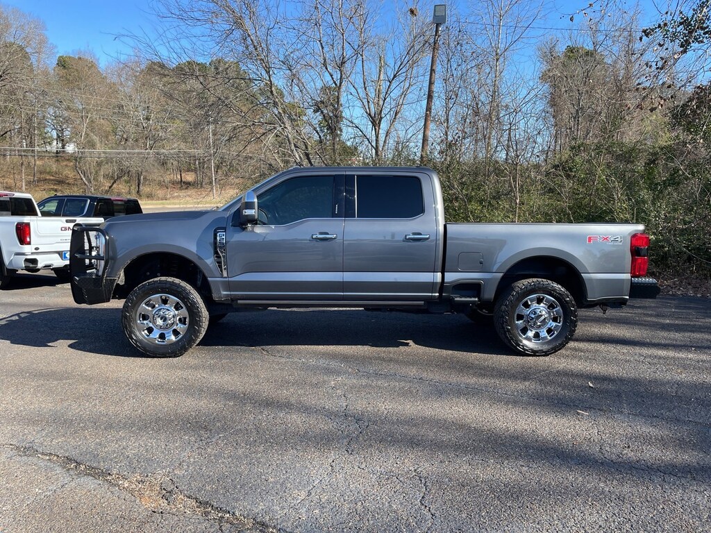 Used 2023 Ford Super Duty F-250 SRW XL Truck Crew Cab