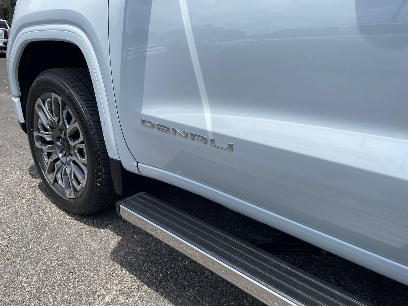 2026 GMC Sierra 1500 Denali Ultimate - Photo 14