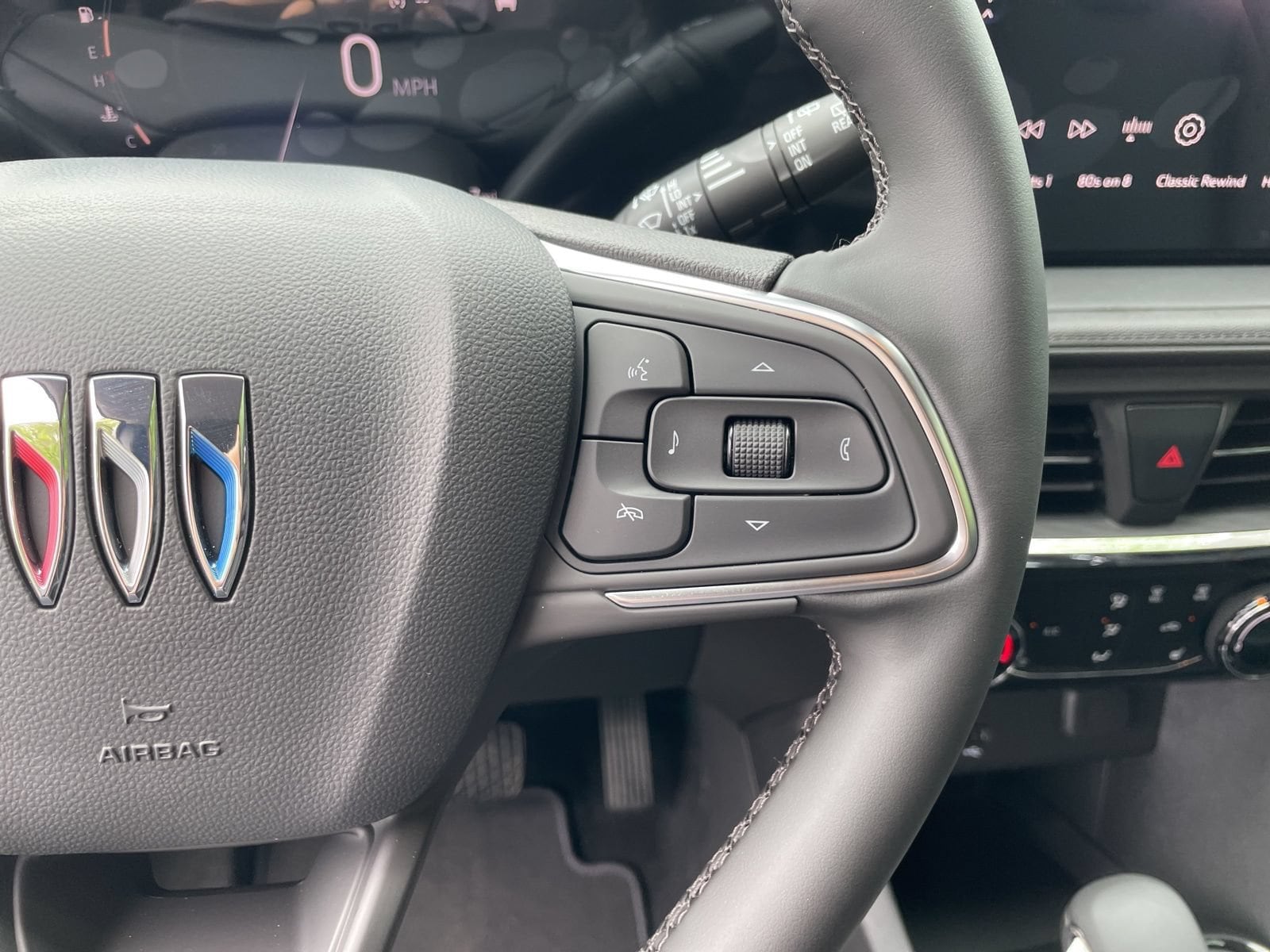 2026 Buick Encore GX Sport Touring - Photo 18