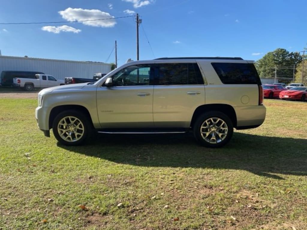 Used 2017 GMC Yukon SLT SUV