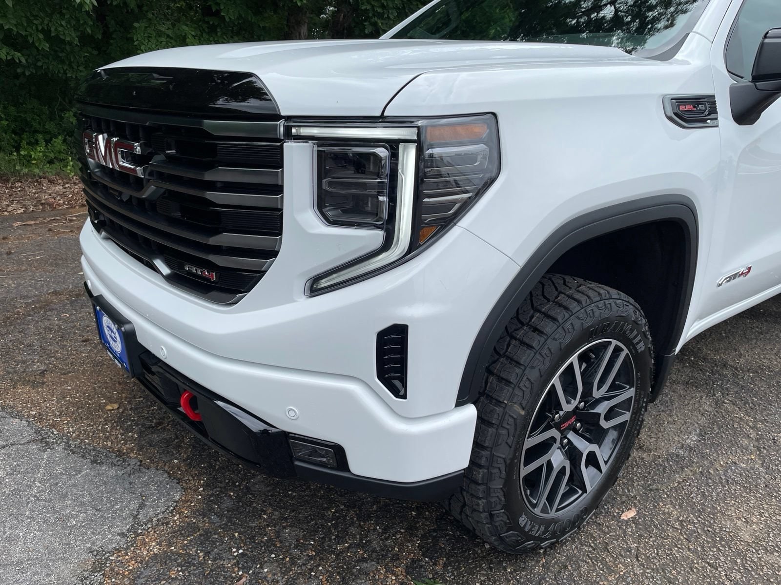 2026 GMC Sierra 1500 AT4 - Photo 11