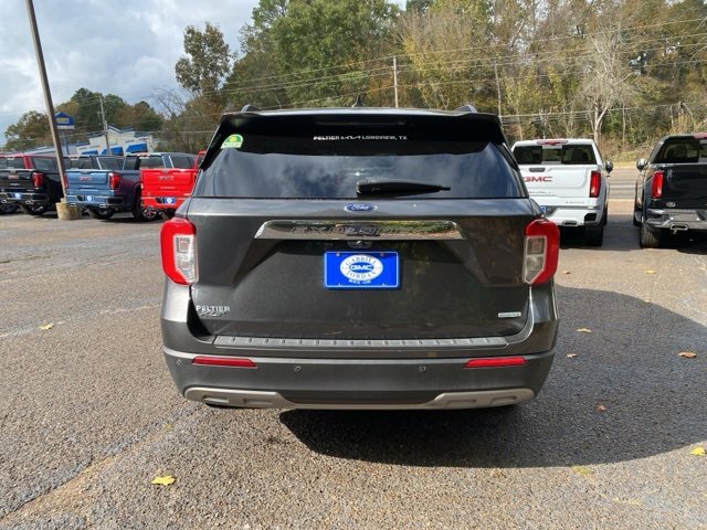 2020 Ford Explorer XLT photo 2