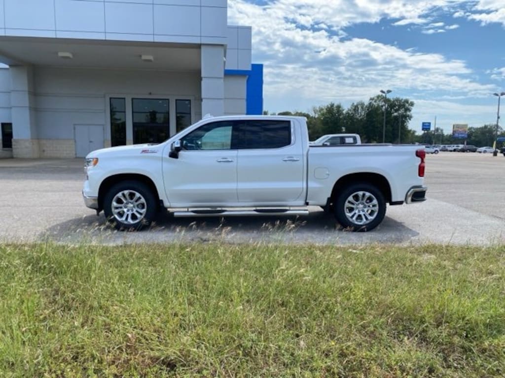 Used 2024 Chevrolet Silverado 1500 LTZ Truck Crew Cab