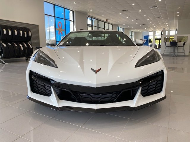 2026 Chevrolet Corvette Z06 3LZ photo 2