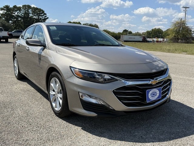 2024 Chevrolet Malibu 1LT photo 2
