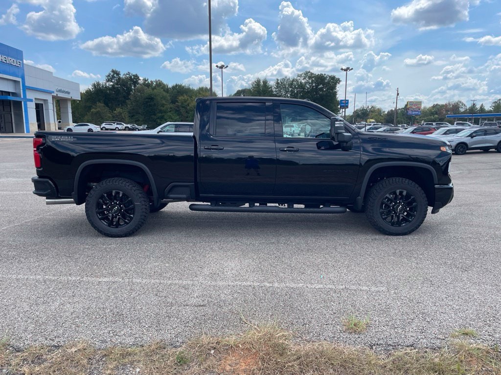 2026 Chevrolet Silverado 2500 HD LTZ - Photo 7