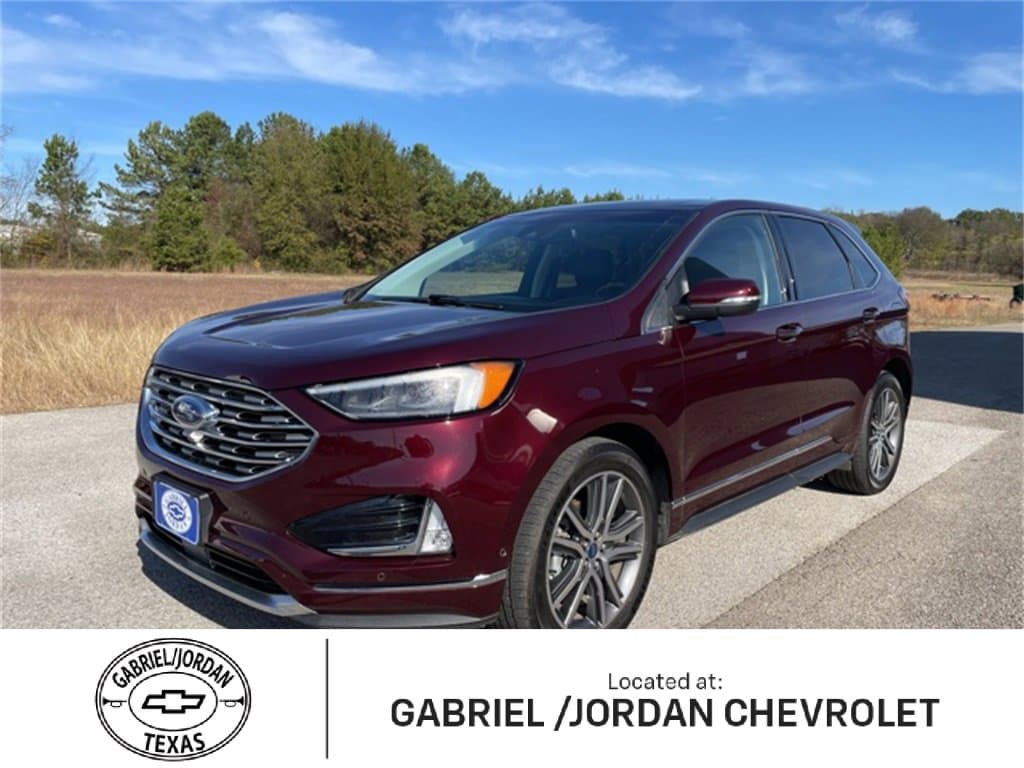 2019 Ford Edge Titanium's photo