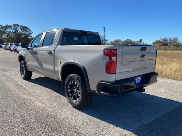 2026 Chevrolet Silverado 1500 ZR2 photo 3