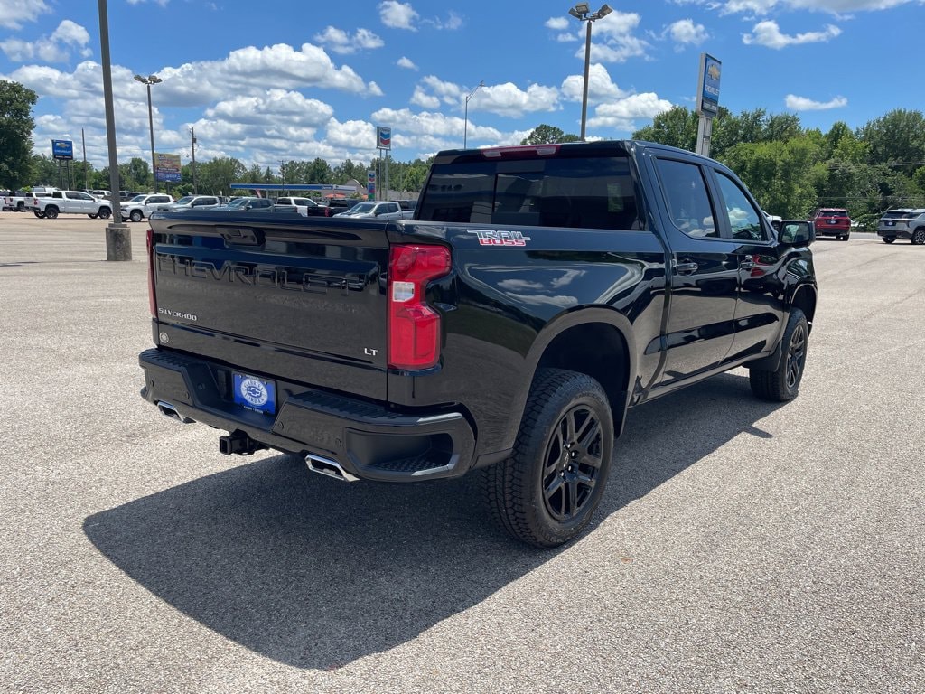 2026 Chevrolet Silverado 1500 LT Trail Boss - Photo 6