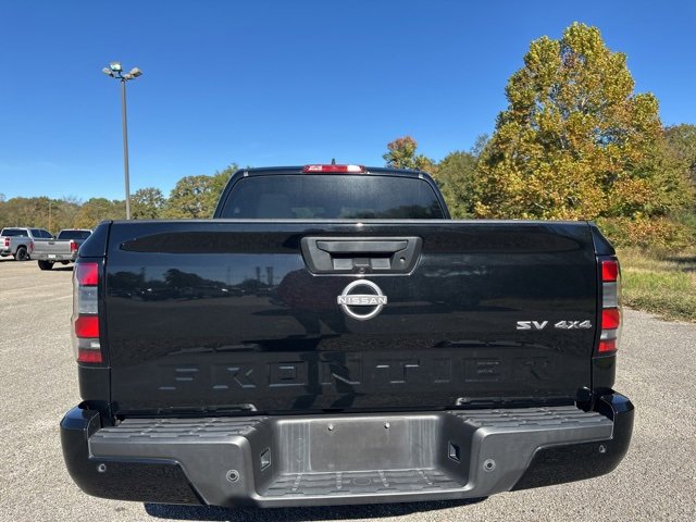2022 Nissan Frontier SV photo 3