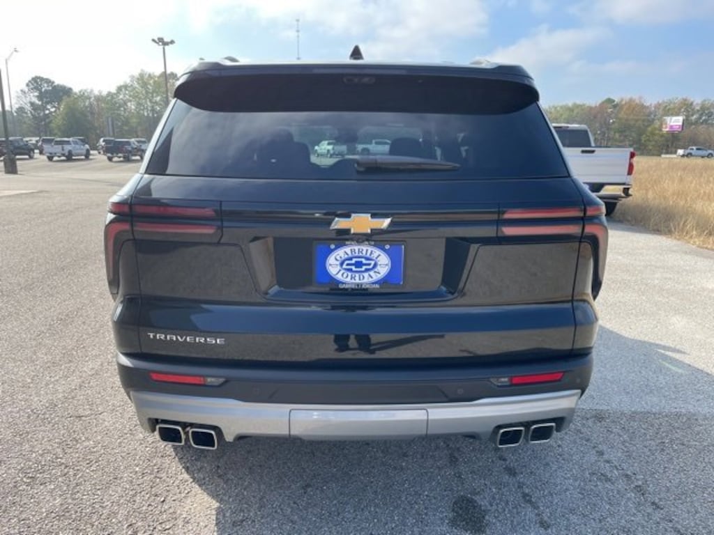 New 2026 Chevrolet Traverse LT SUV