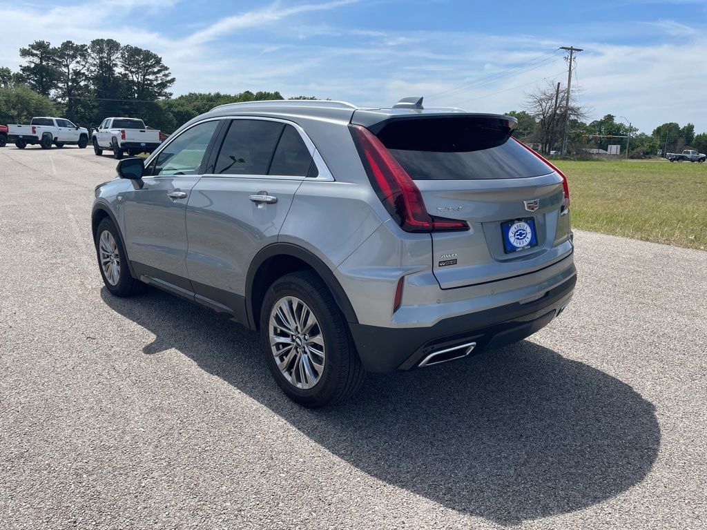 Used 2025 CADILLAC XT4 Premium Luxury SUV