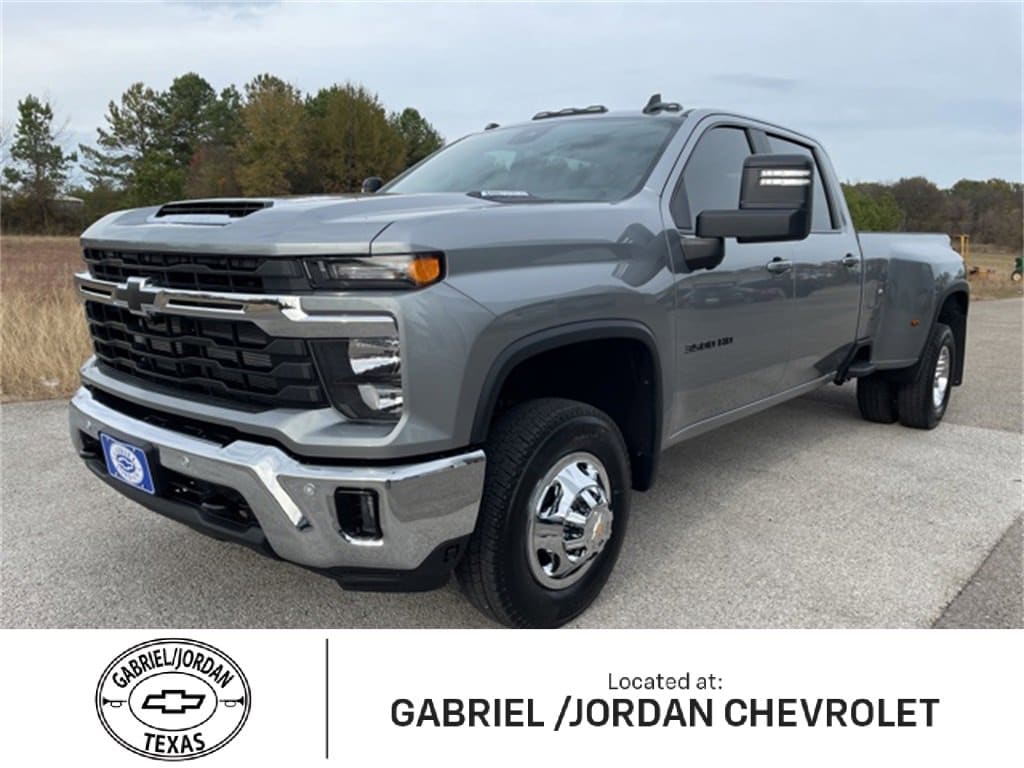 2026 Chevrolet Silverado HD LT's photo