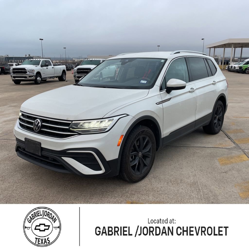 2023 Volkswagen Tiguan SE