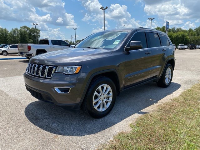 2021 Jeep Grand Cherokee Laredo E photo 2