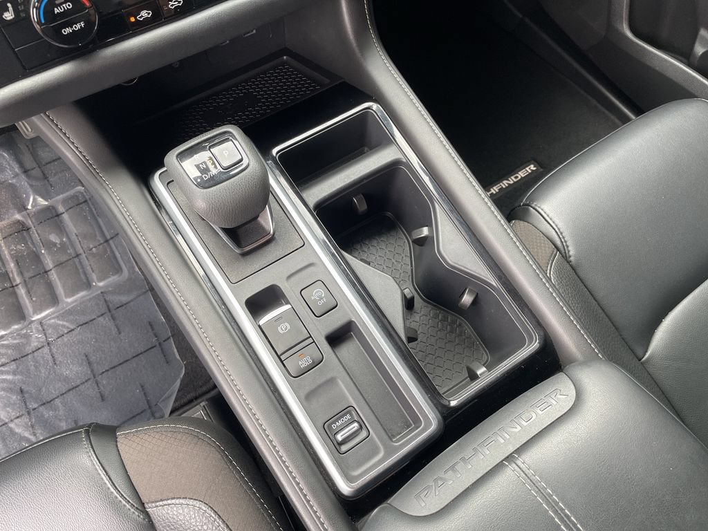 2023 Nissan Pathfinder SL - Photo 22