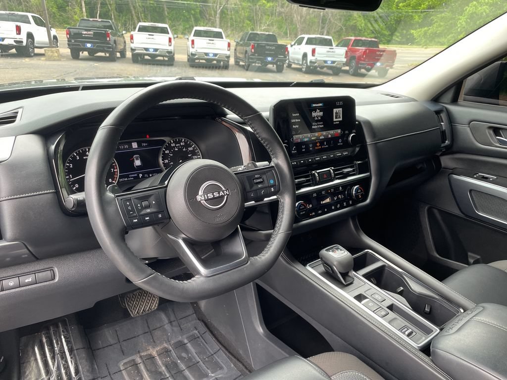 2023 Nissan Pathfinder SL - Photo 29