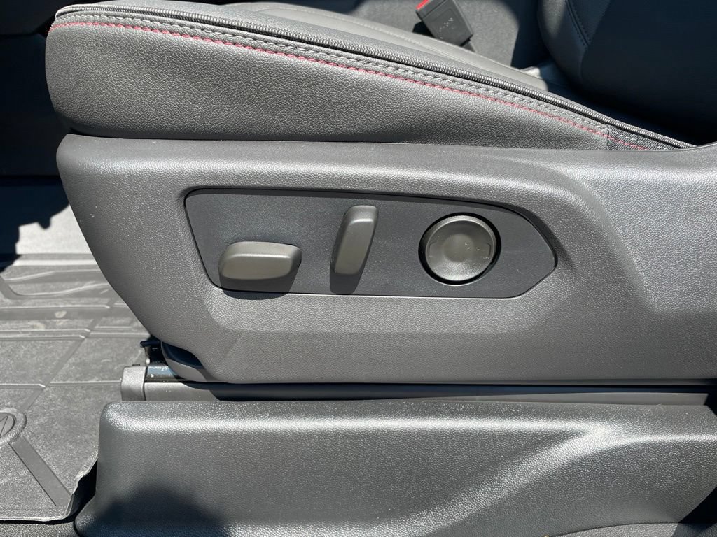 2026 Chevrolet Tahoe RST - Photo 15