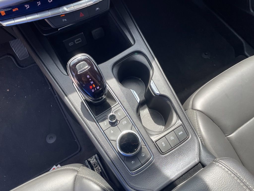 2025 Cadillac XT4 Premium Luxury - Photo 17