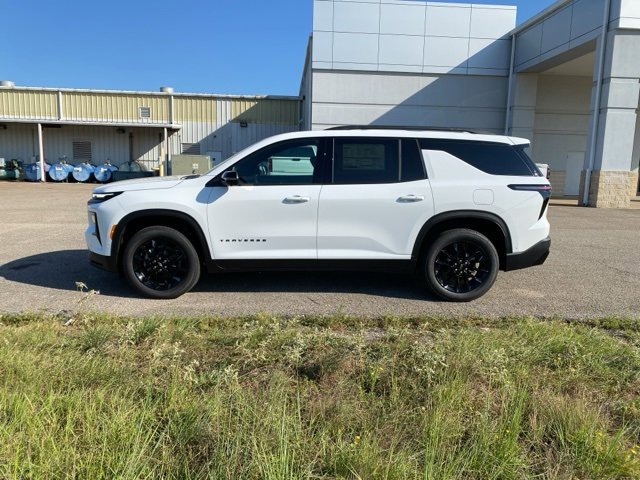 2026 Chevrolet Traverse photo 3