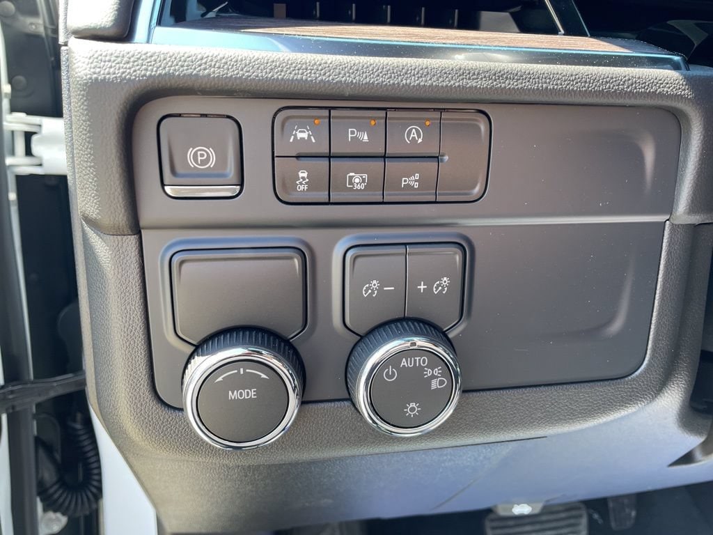2026 Chevrolet Tahoe LS - Photo 19