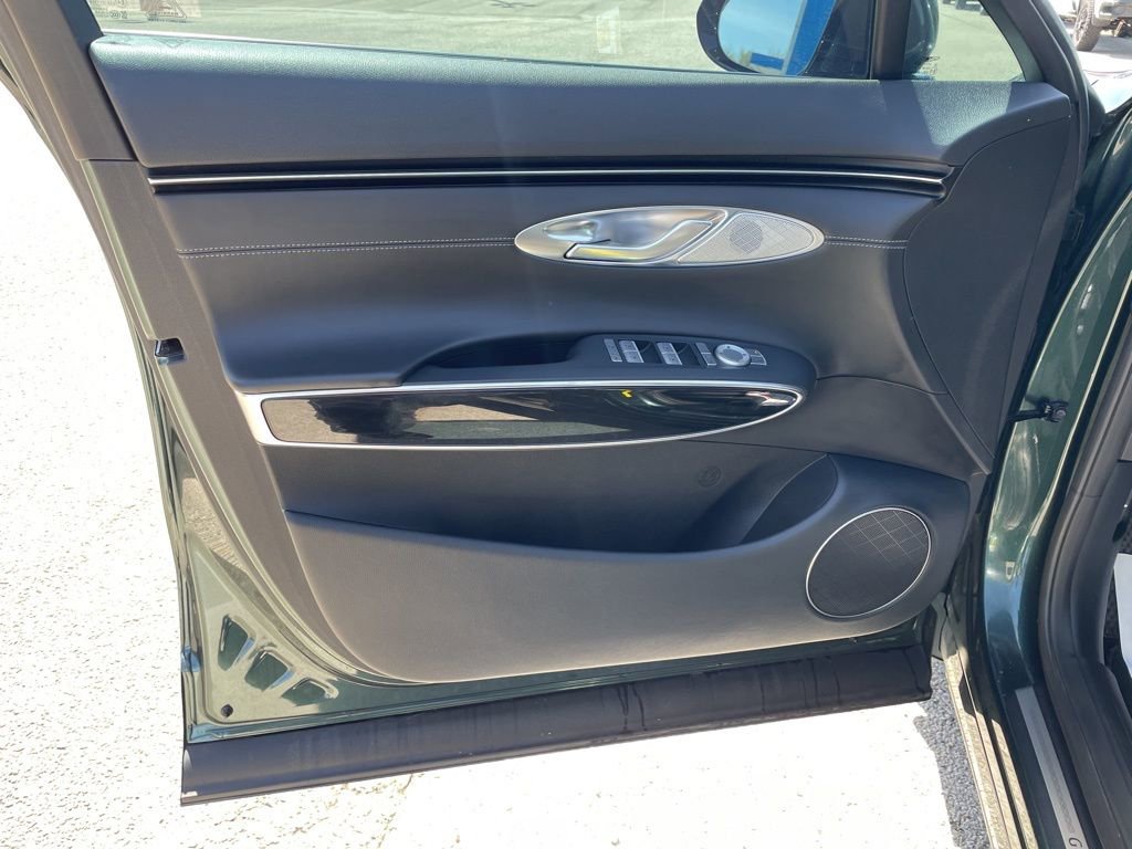 2023 GENESIS GV70 Standard - Photo 13