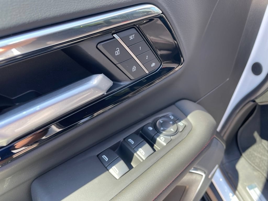 2026 Chevrolet Tahoe RST - Photo 18
